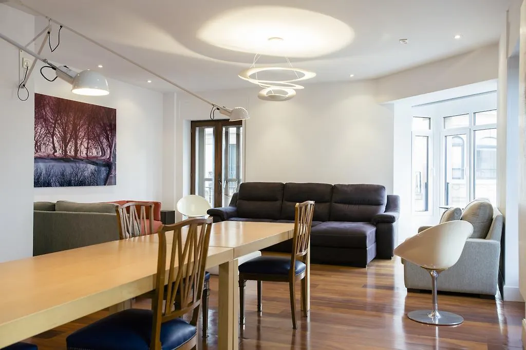 Alderdi Eder By People Rentals San Sebastián 0*,  Spagna